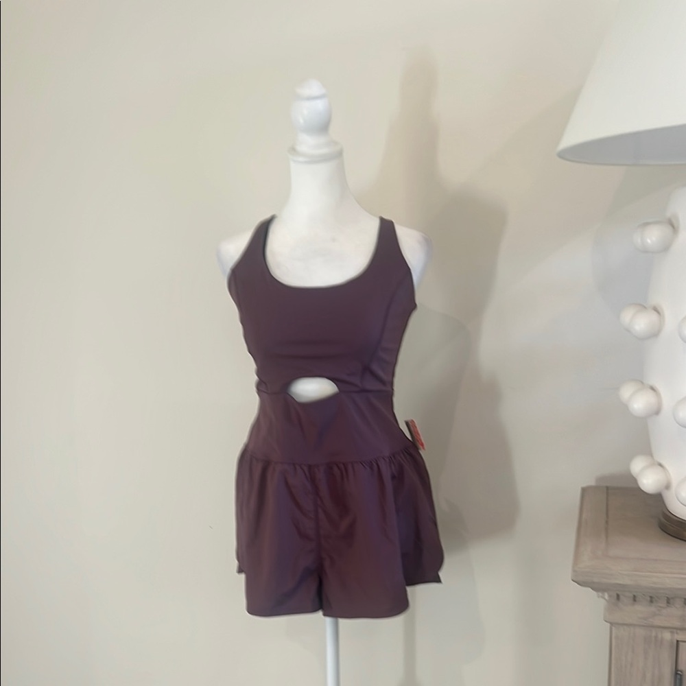 Women’s NWT Freepeople Movement Righteous runsie fig mulberry small